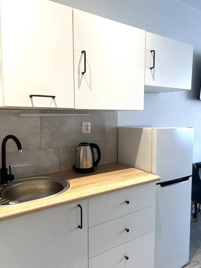 Apartment Solidarnosci, Metro, Wi-Fi, Tv, Youtube - By Hik Apartments Warsaw Luaran gambar