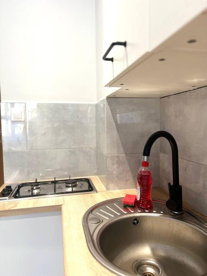 Apartment Solidarnosci, Metro, Wi-Fi, Tv, Youtube - By Hik Apartments Warsaw Luaran gambar